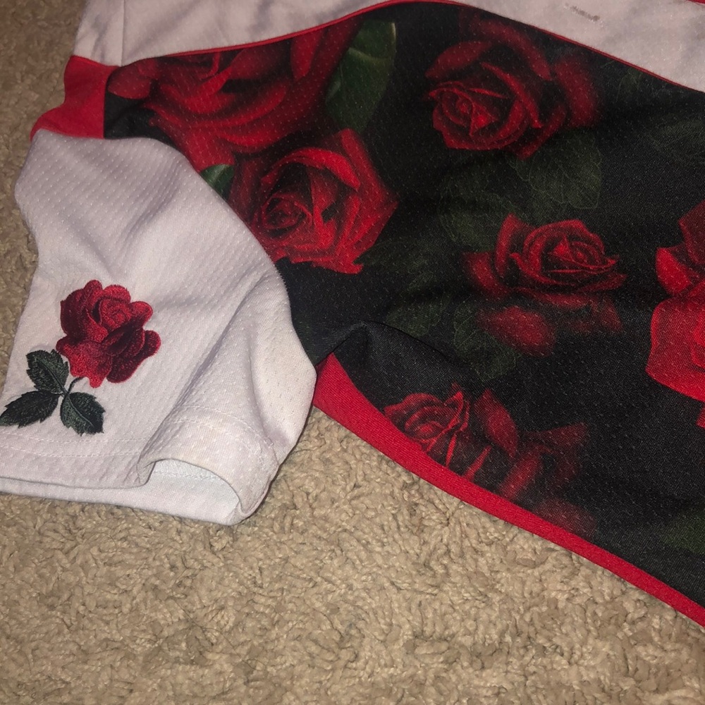 Rose Top - Picture 2 of 3